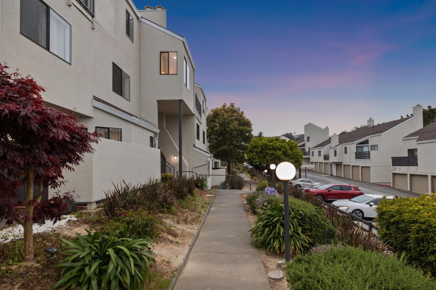 Detail Gallery Image 28 of 38 For 1 Appian Way #703-2,  South San Francisco,  CA 94080 - 3 Beds | 2 Baths