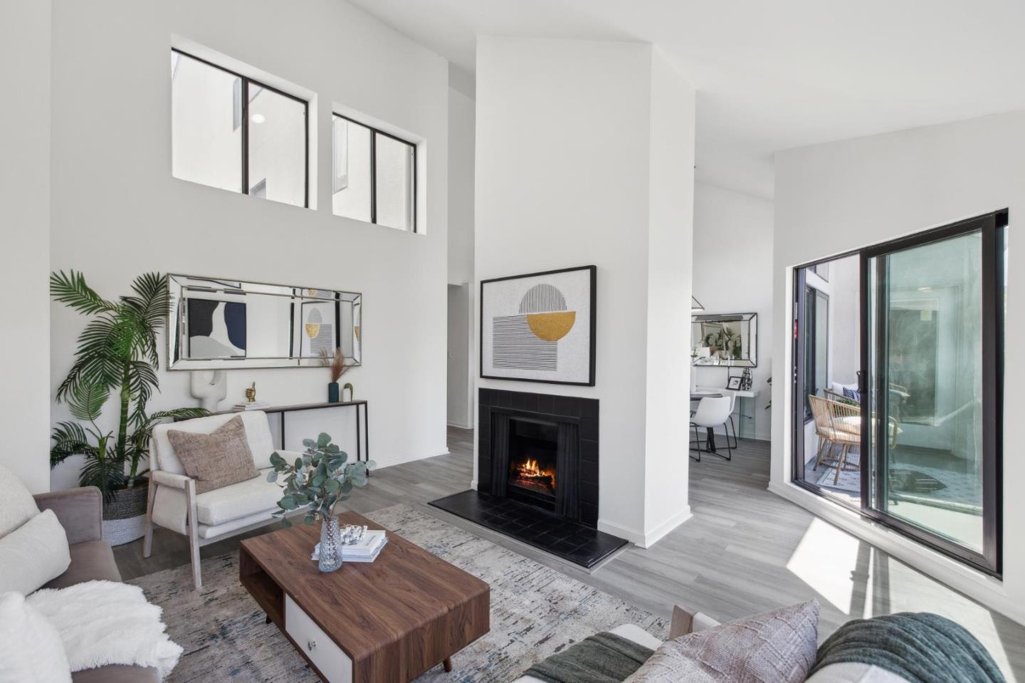 Detail Gallery Image 3 of 38 For 1 Appian Way #703-2,  South San Francisco,  CA 94080 - 3 Beds | 2 Baths