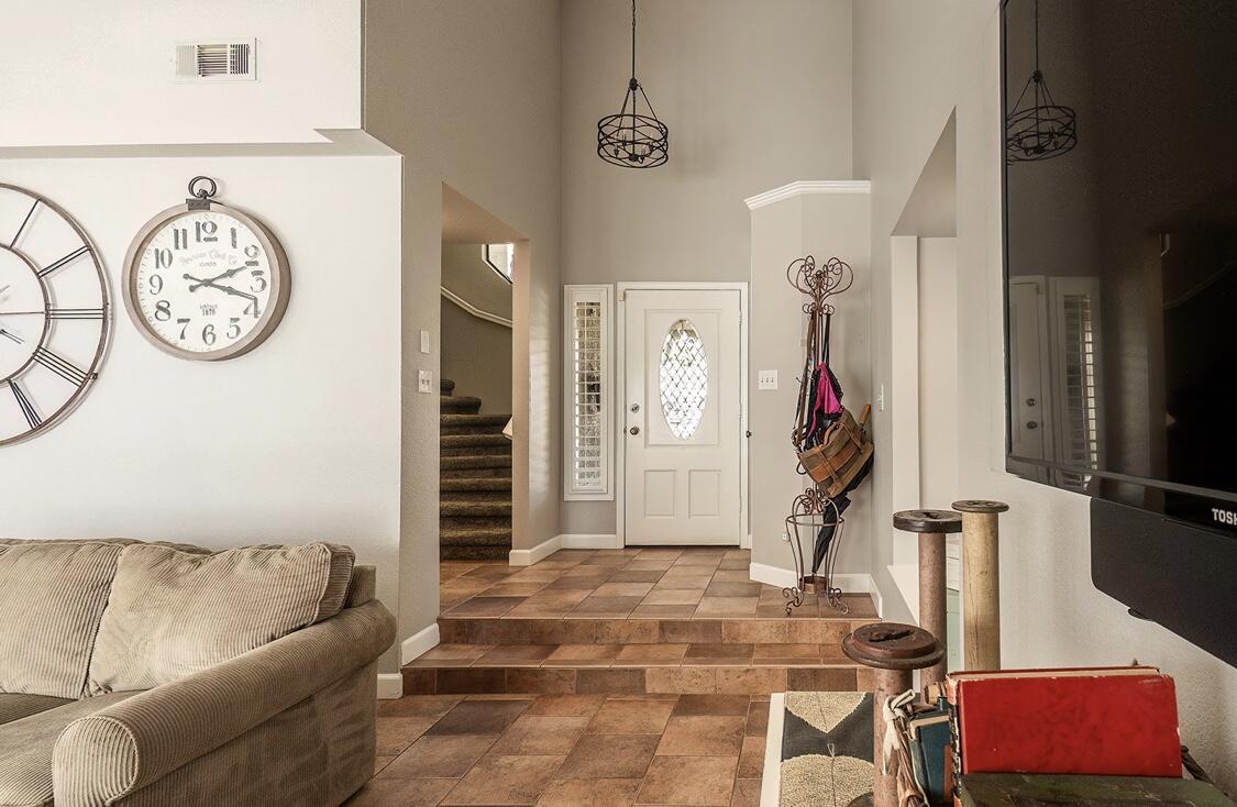 Detail Gallery Image 11 of 27 For 1262 W Flora Ave, Reedley,  CA 93654 - 3 Beds | 2/1 Baths
