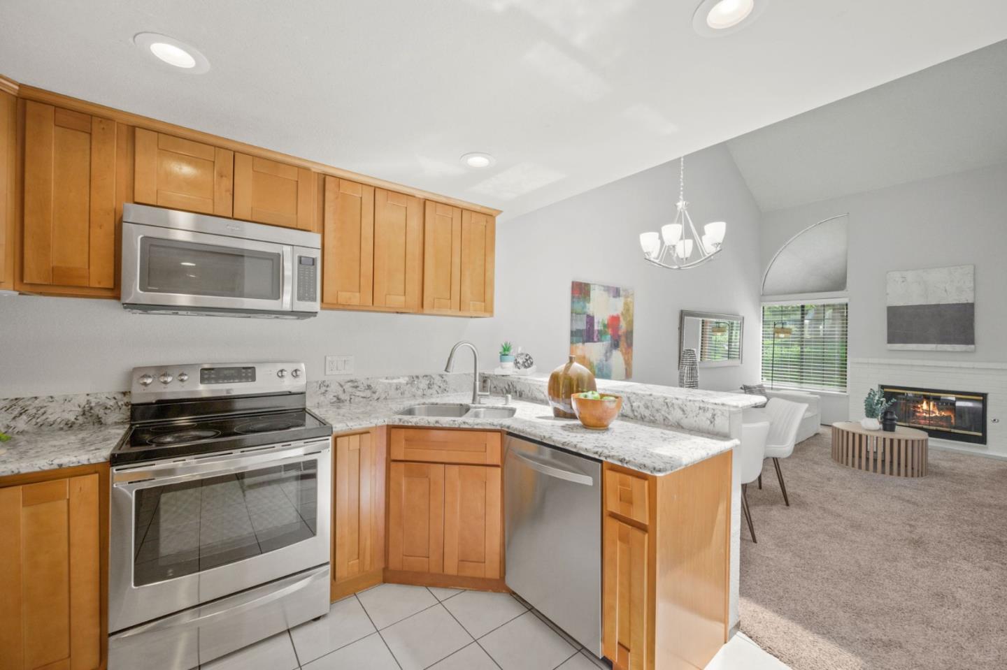 Detail Gallery Image 12 of 45 For 2624 Yerba Vista Ct, San Jose,  CA 95121 - 2 Beds | 2 Baths