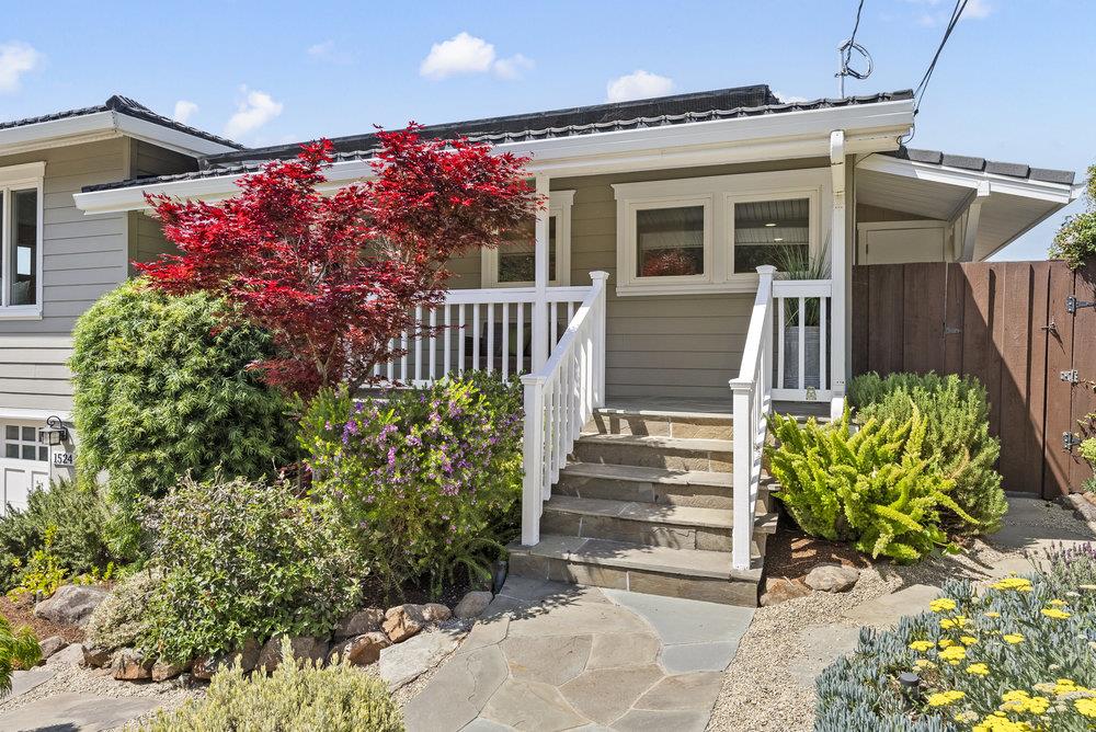 Detail Gallery Image 5 of 59 For 1524 Desvio Way, Belmont,  CA 94002 - 4 Beds | 2/1 Baths