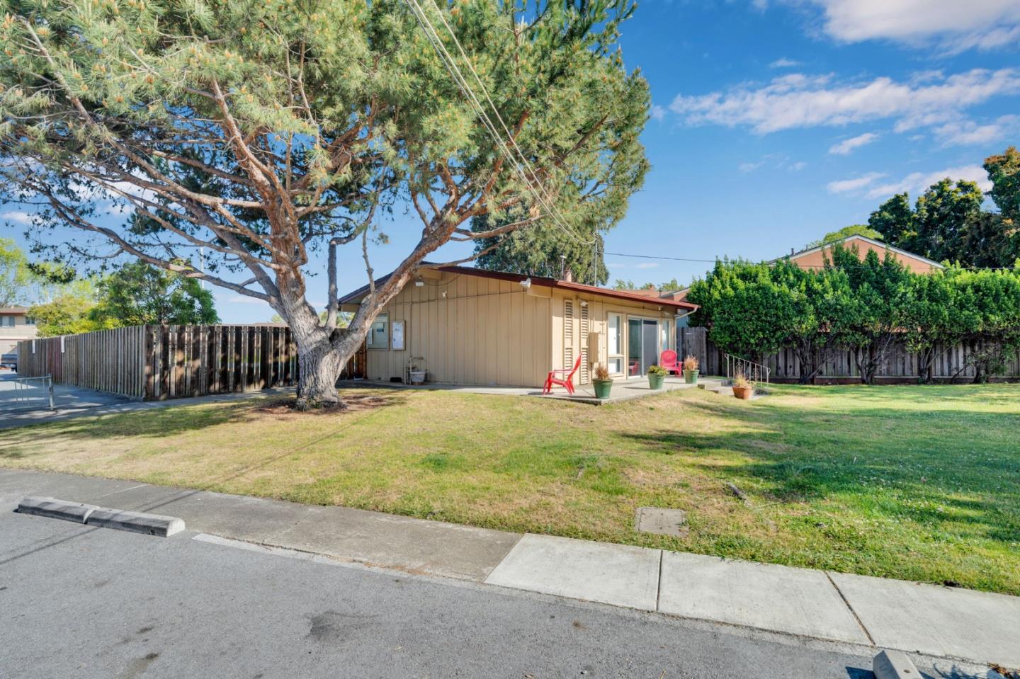 Detail Gallery Image 40 of 53 For 1518 Day Ave a,  San Mateo,  CA 94403 - 3 Beds | 1 Baths