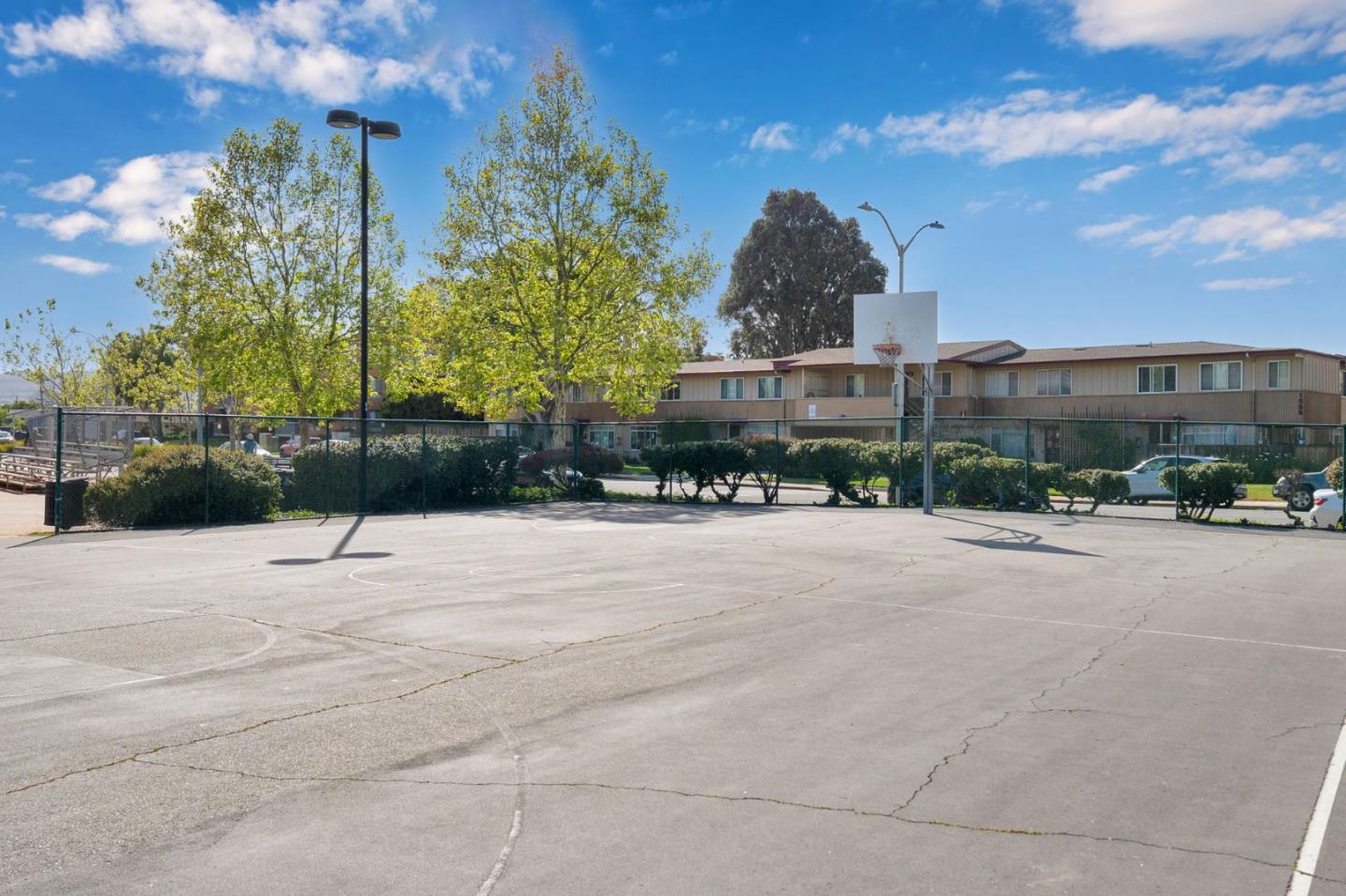 Detail Gallery Image 48 of 53 For 1518 Day Ave a,  San Mateo,  CA 94403 - 3 Beds | 1 Baths