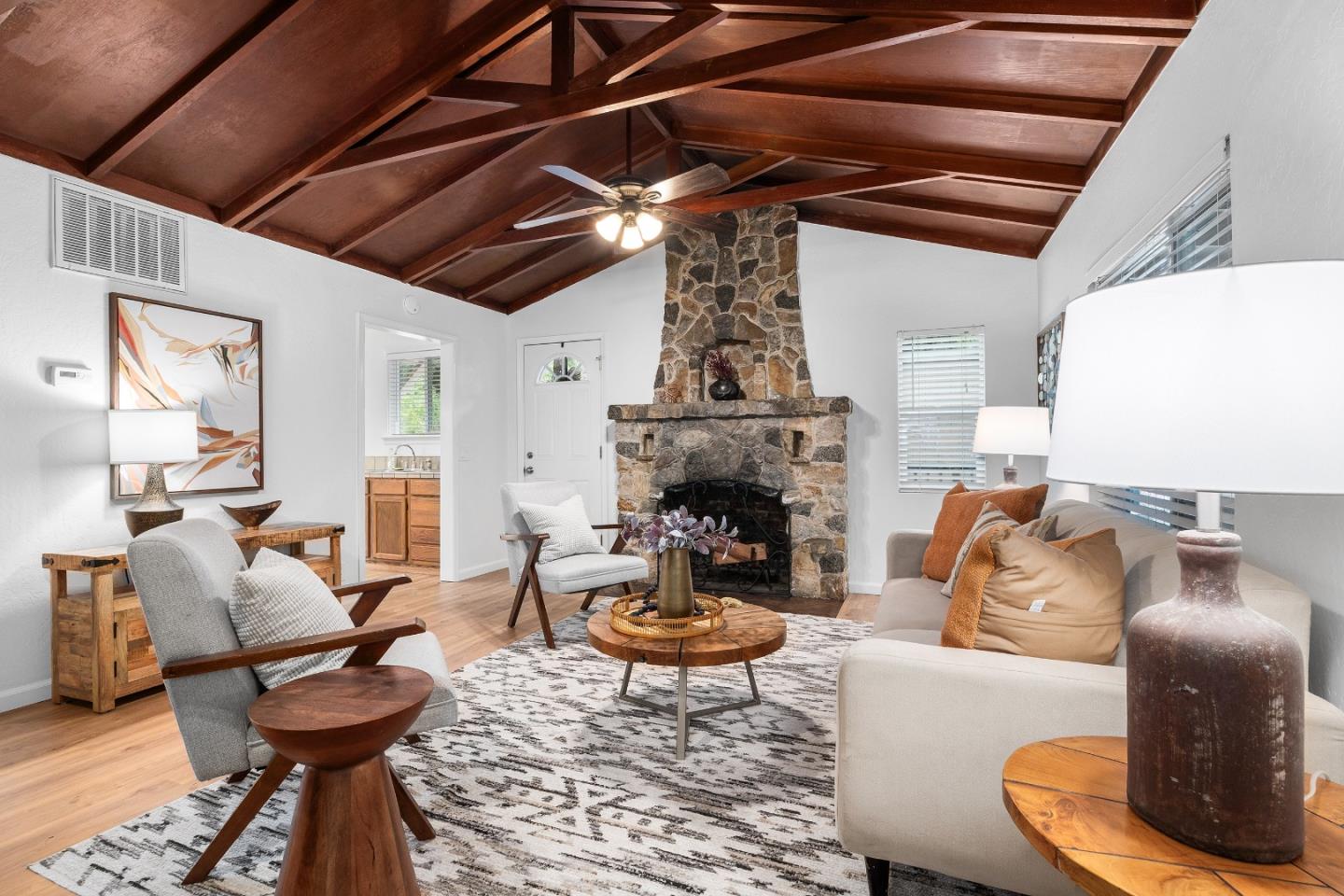 Detail Gallery Image 11 of 36 For 13950 Bear Creek, Boulder Creek,  CA 95006 - 4 Beds | 2 Baths
