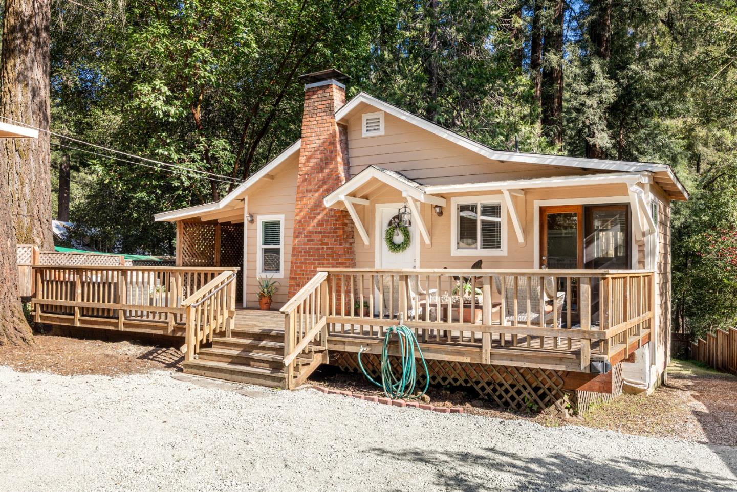 Detail Gallery Image 3 of 36 For 13950 Bear Creek, Boulder Creek,  CA 95006 - 4 Beds | 2 Baths