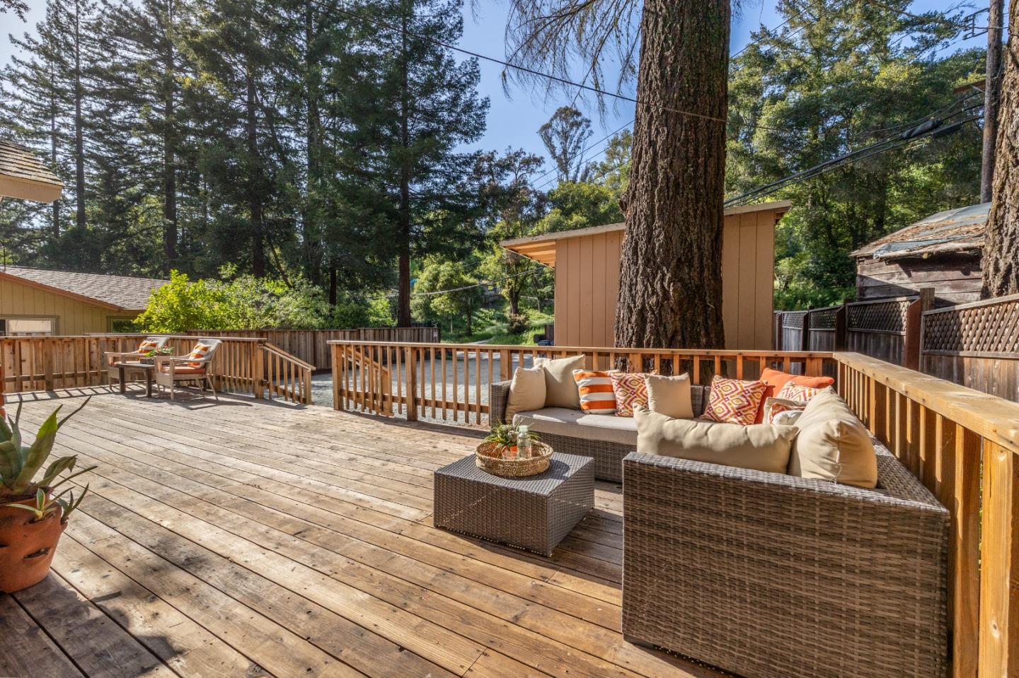 Detail Gallery Image 6 of 36 For 13950 Bear Creek, Boulder Creek,  CA 95006 - 4 Beds | 2 Baths