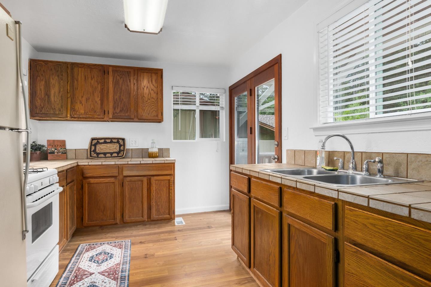 Detail Gallery Image 8 of 36 For 13950 Bear Creek, Boulder Creek,  CA 95006 - 4 Beds | 2 Baths