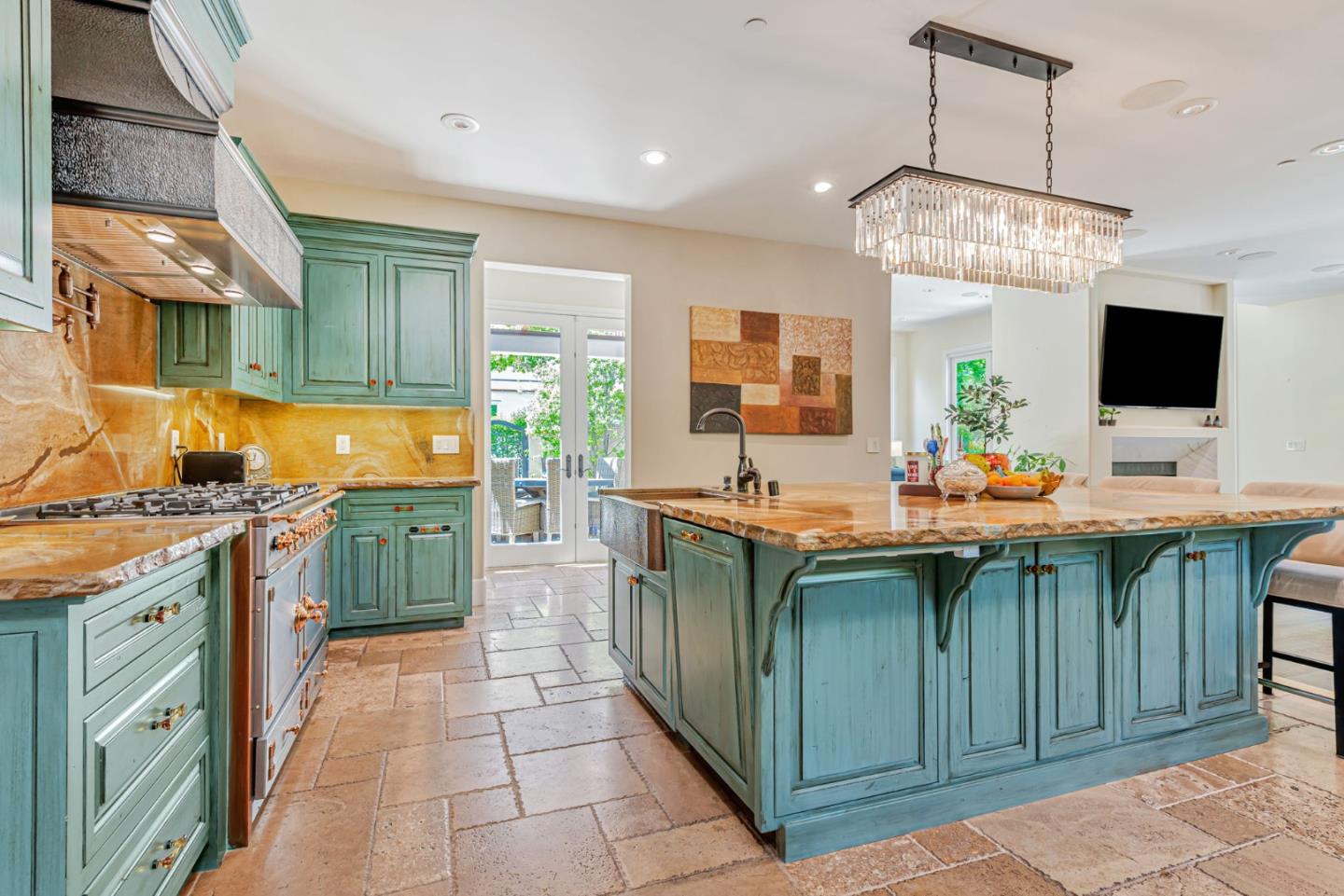 Detail Gallery Image 19 of 59 For 1998 Camino a Los Cerros, Menlo Park,  CA 94025 - 5 Beds | 4/1 Baths