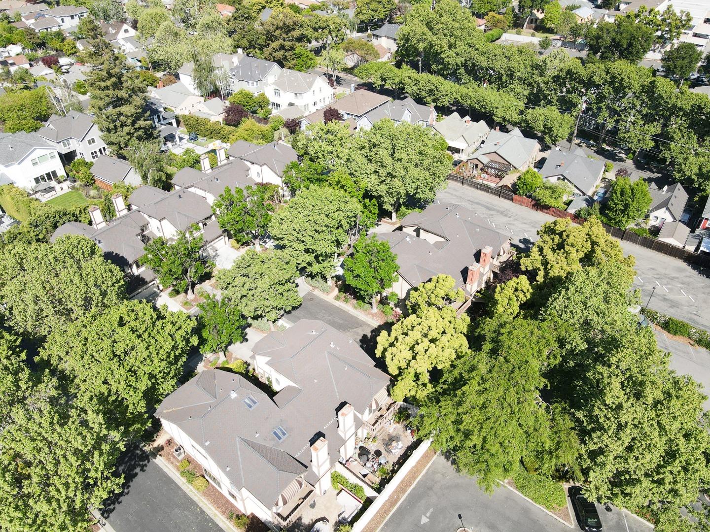 Detail Gallery Image 29 of 38 For 1210 Fiddlers Grn, San Jose,  CA 95125 - 3 Beds | 2/1 Baths