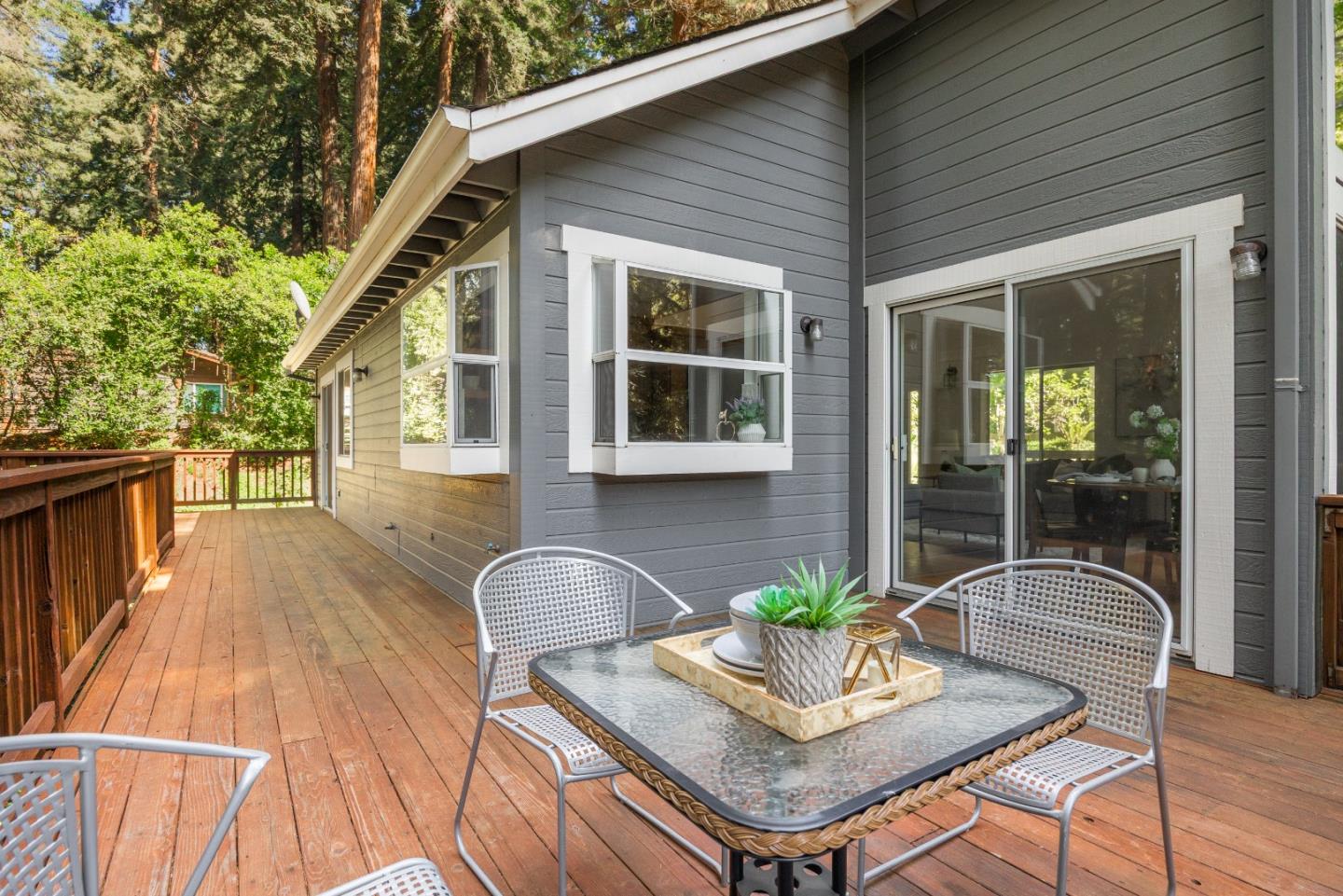 Detail Gallery Image 12 of 43 For 22021 Old Santa Cruz Hwy, Los Gatos,  CA 95033 - 2 Beds | 2 Baths