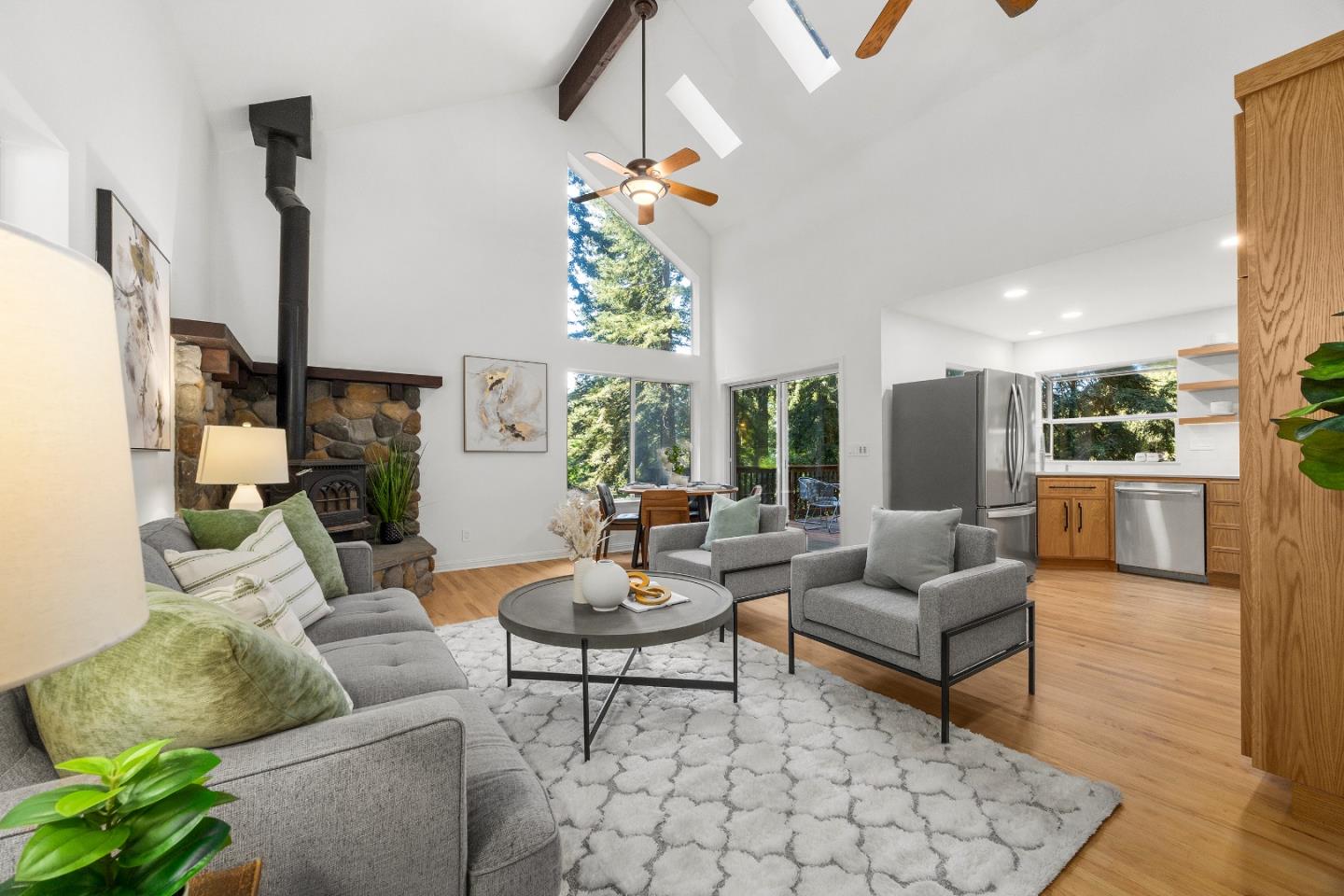 Detail Gallery Image 13 of 43 For 22021 Old Santa Cruz Hwy, Los Gatos,  CA 95033 - 2 Beds | 2 Baths