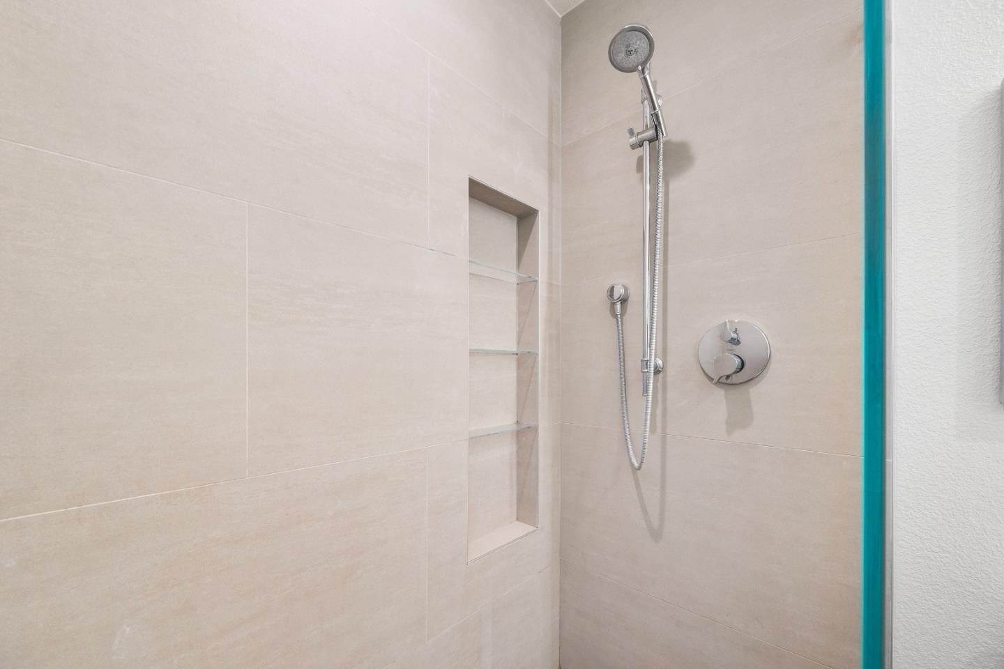 Detail Gallery Image 33 of 43 For 22021 Old Santa Cruz Hwy, Los Gatos,  CA 95033 - 2 Beds | 2 Baths