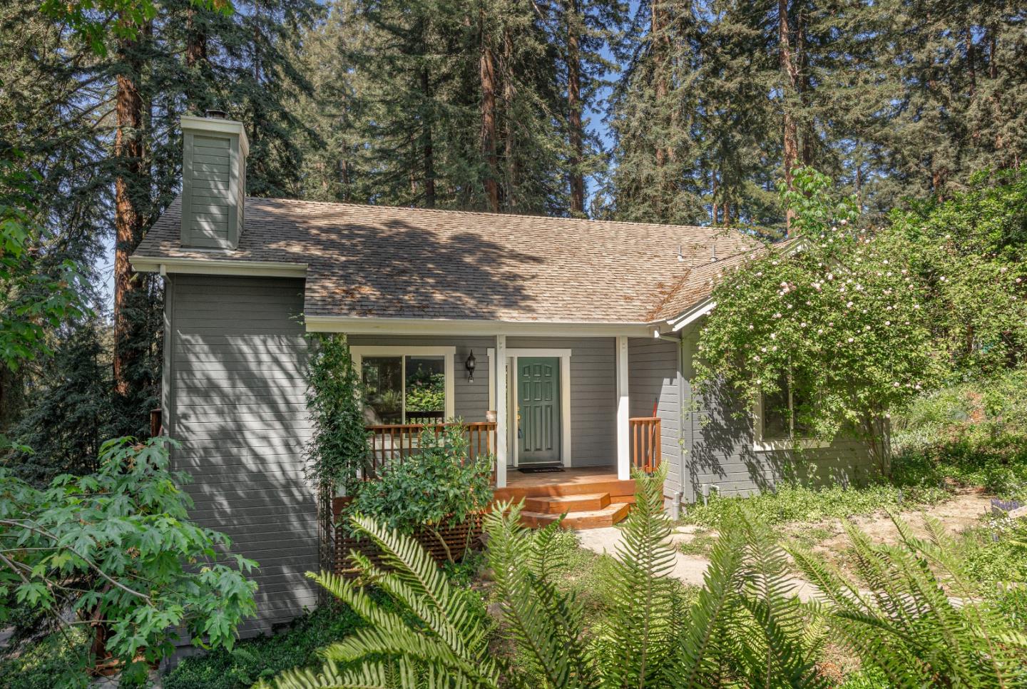 Detail Gallery Image 5 of 43 For 22021 Old Santa Cruz Hwy, Los Gatos,  CA 95033 - 2 Beds | 2 Baths