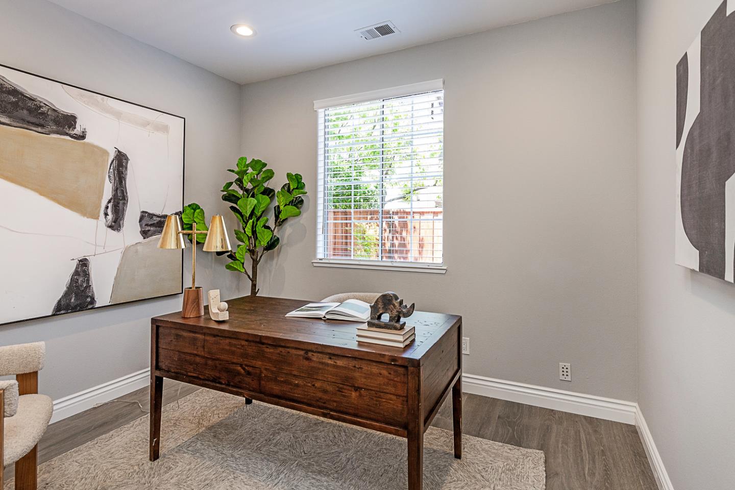 Detail Gallery Image 10 of 30 For 947 Sunbonnet Loop, San Jose,  CA 95125 - 5 Beds | 3 Baths