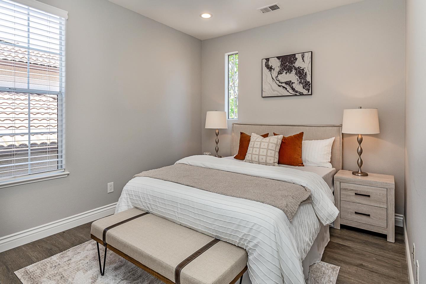 Detail Gallery Image 15 of 30 For 947 Sunbonnet Loop, San Jose,  CA 95125 - 5 Beds | 3 Baths