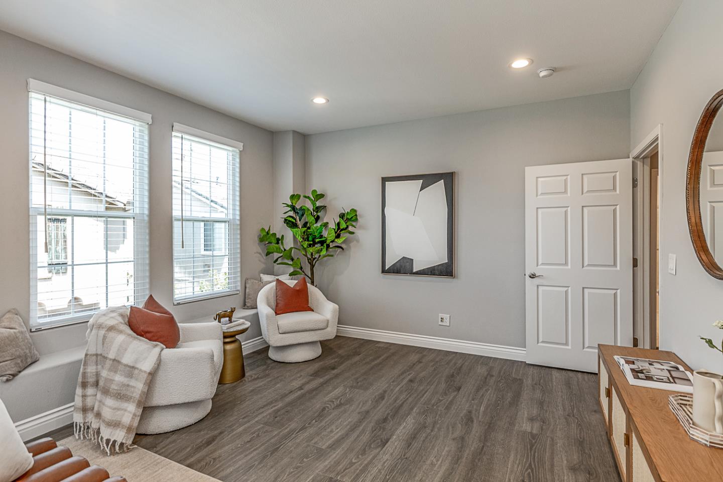 Detail Gallery Image 19 of 30 For 947 Sunbonnet Loop, San Jose,  CA 95125 - 5 Beds | 3 Baths