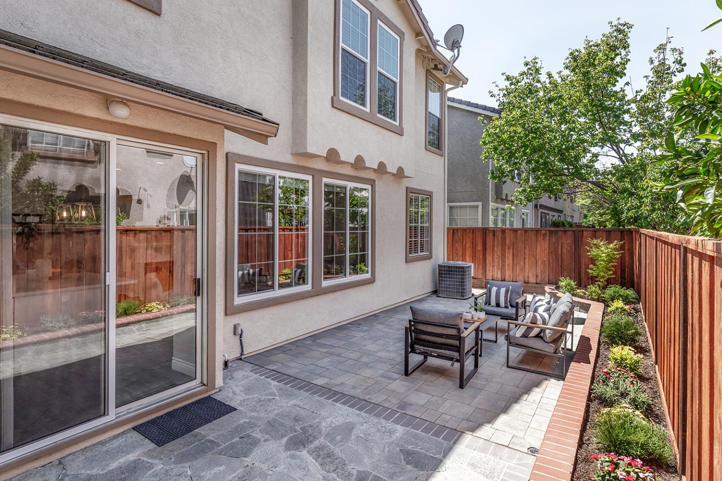 Detail Gallery Image 29 of 30 For 947 Sunbonnet Loop, San Jose,  CA 95125 - 5 Beds | 3 Baths