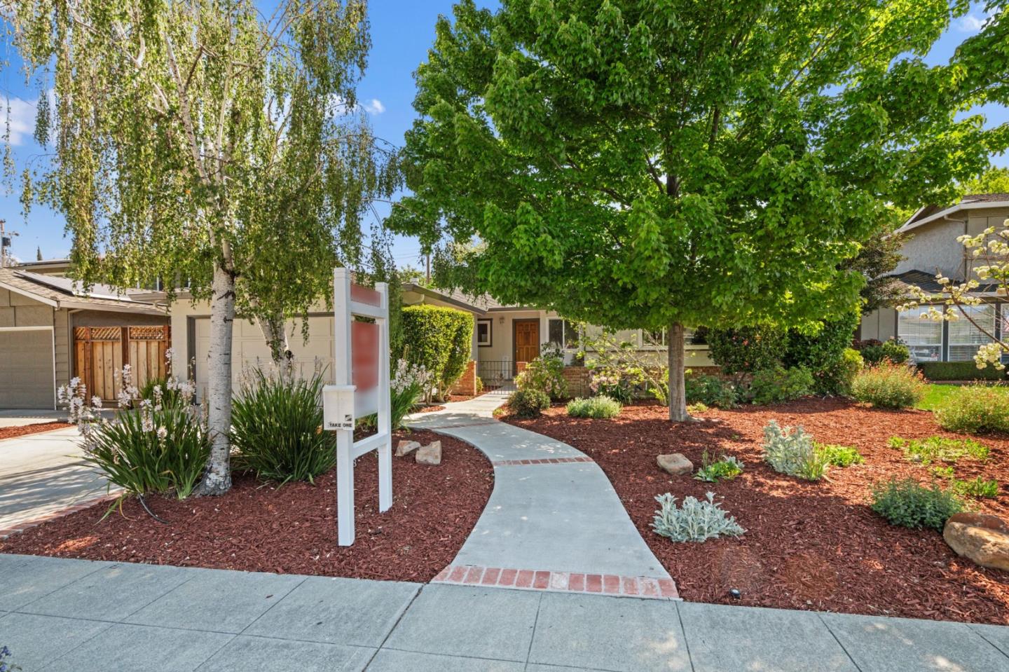Detail Gallery Image 2 of 43 For 524 S Park Dr, San Jose,  CA 95129 - 4 Beds | 2 Baths