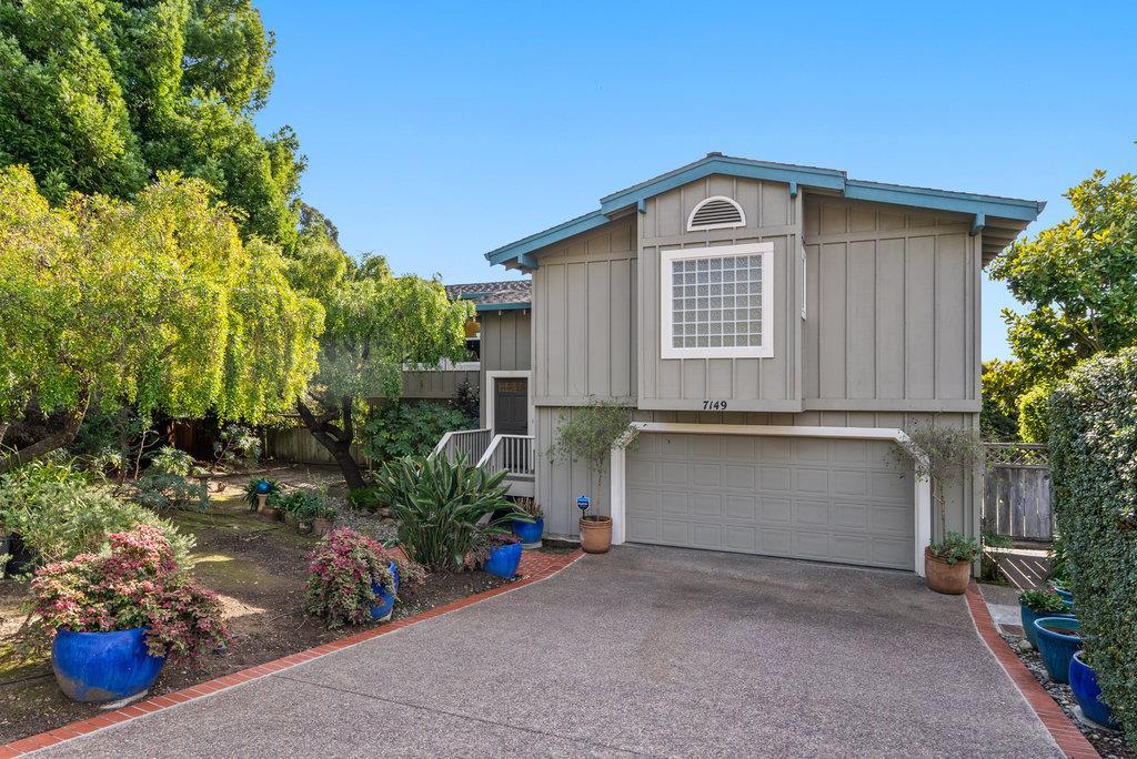 Detail Gallery Image 2 of 37 For 7149 Danko Dr, Aptos,  CA 95003 - 3 Beds | 2/1 Baths