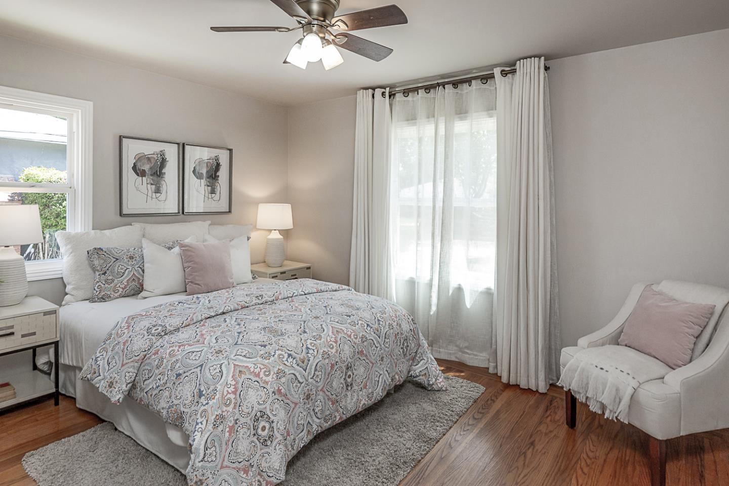 Detail Gallery Image 9 of 19 For 1327 Madera Ave, Menlo Park,  CA 94025 - 2 Beds | 2 Baths