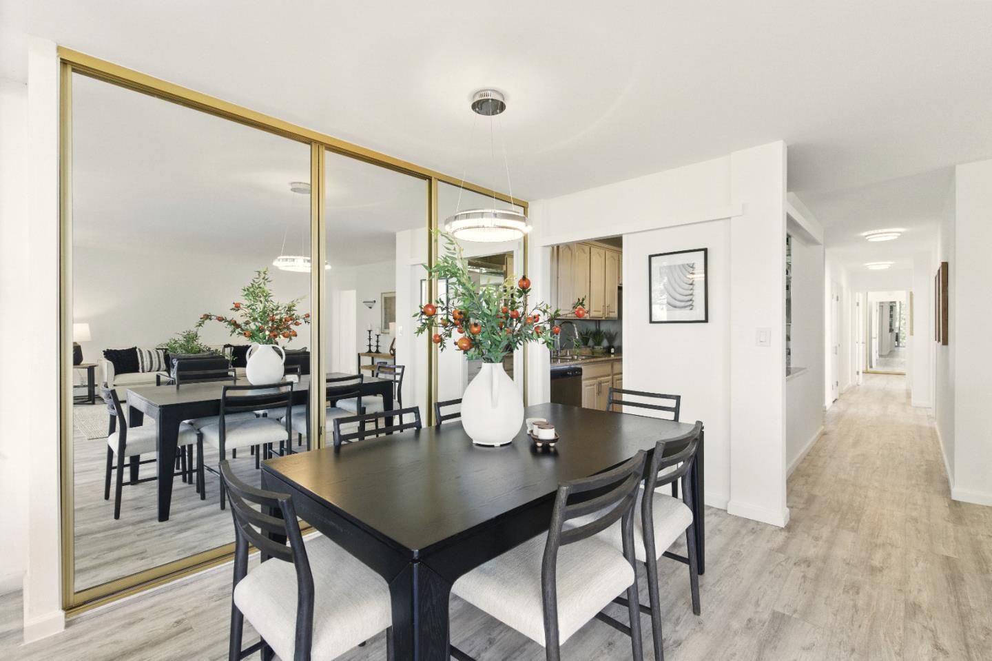 Detail Gallery Image 10 of 52 For 400 Davey Glen Rd #4729,  Belmont,  CA 94002 - 3 Beds | 2 Baths