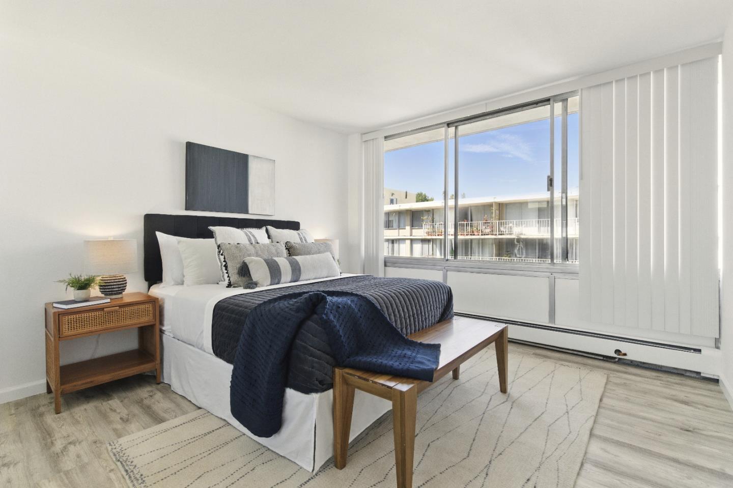 Detail Gallery Image 16 of 52 For 400 Davey Glen Rd #4729,  Belmont,  CA 94002 - 3 Beds | 2 Baths