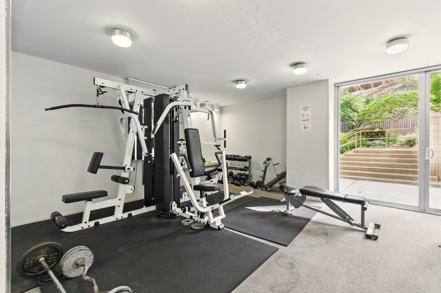Detail Gallery Image 36 of 52 For 400 Davey Glen Rd #4729,  Belmont,  CA 94002 - 3 Beds | 2 Baths