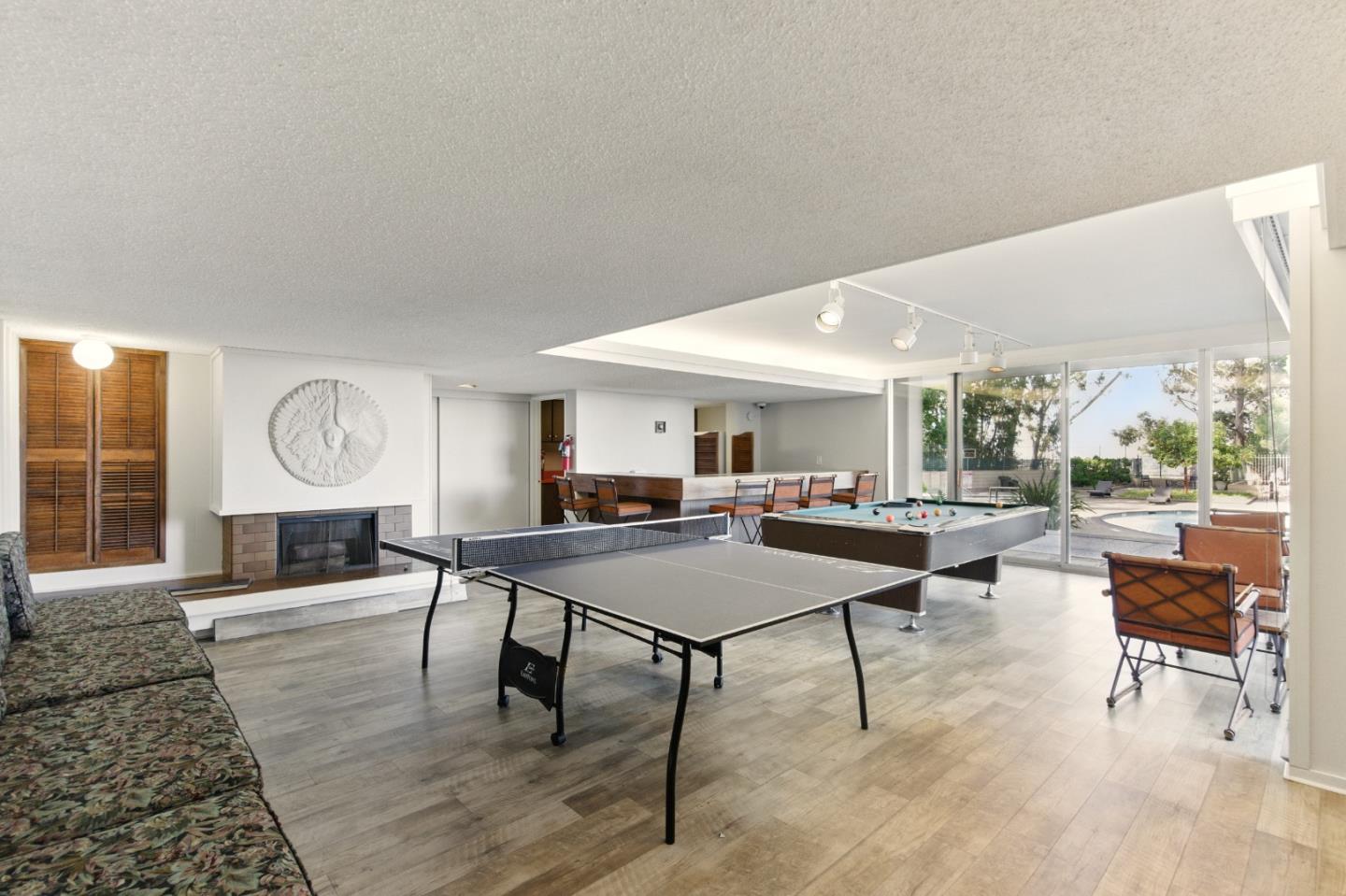 Detail Gallery Image 38 of 52 For 400 Davey Glen Rd #4729,  Belmont,  CA 94002 - 3 Beds | 2 Baths