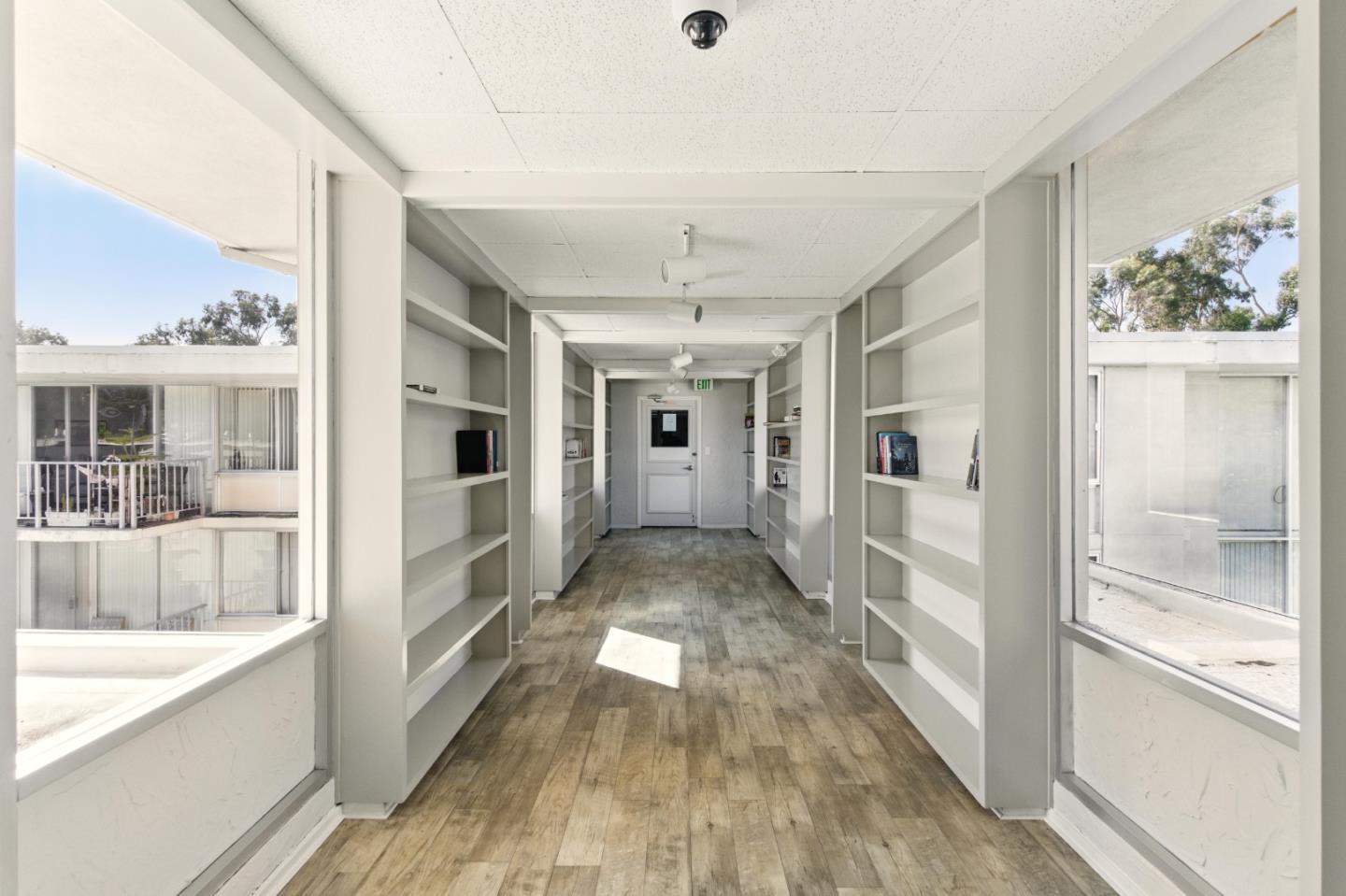 Detail Gallery Image 42 of 52 For 400 Davey Glen Rd #4729,  Belmont,  CA 94002 - 3 Beds | 2 Baths