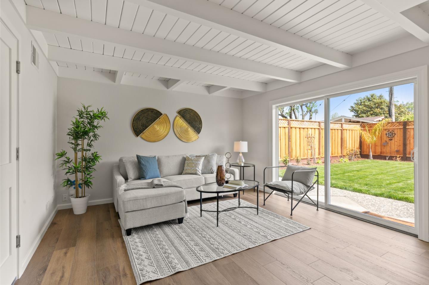 Detail Gallery Image 14 of 35 For 4291 Mckinnon Dr, San Jose,  CA 95130 - 3 Beds | 2/1 Baths