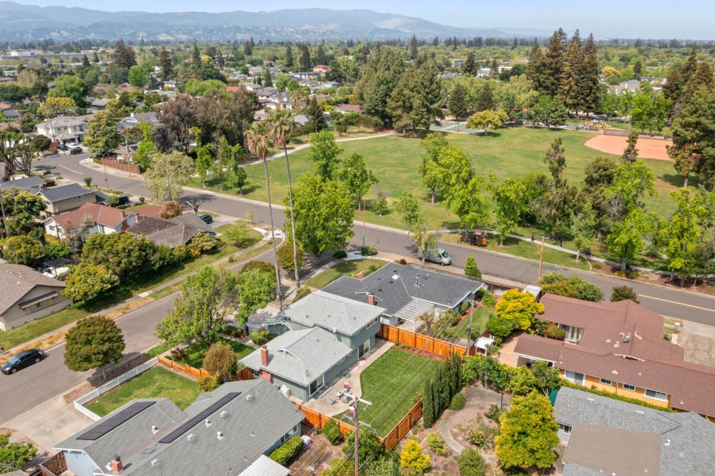 Detail Gallery Image 34 of 35 For 4291 Mckinnon Dr, San Jose,  CA 95130 - 3 Beds | 2/1 Baths