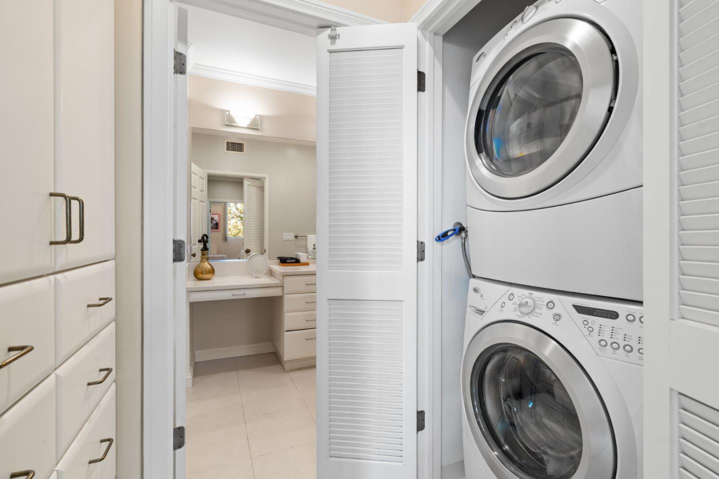 Detail Gallery Image 14 of 21 For 130 E San Fernando St Unit Ph18,  San Jose,  CA 95112 - 2 Beds | 2 Baths