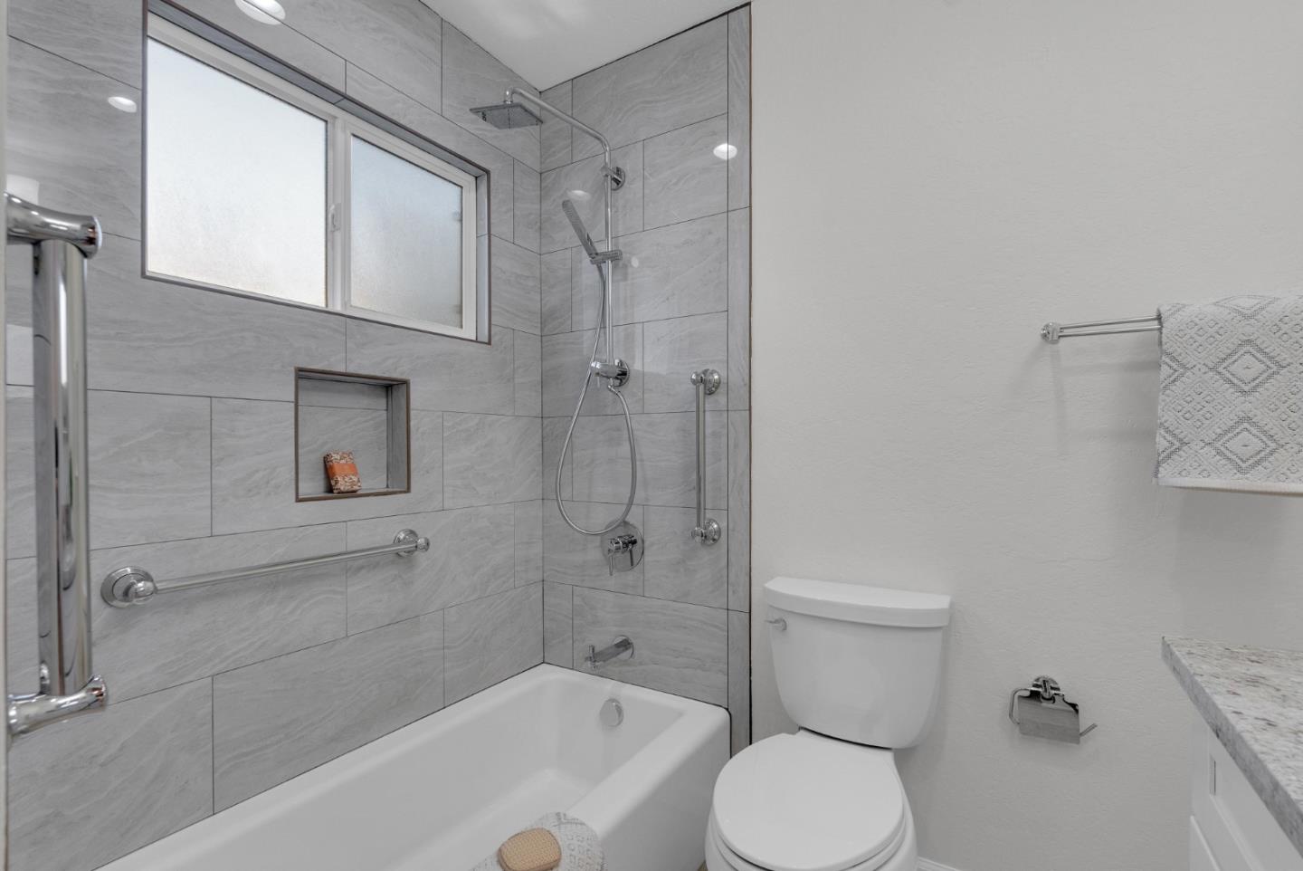 Detail Gallery Image 17 of 35 For 2436 Armstrong Pl, Santa Clara,  CA 95050 - 3 Beds | 2 Baths
