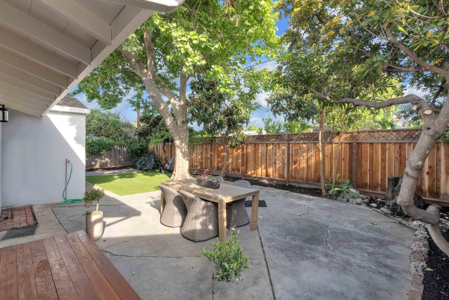 Detail Gallery Image 26 of 35 For 2436 Armstrong Pl, Santa Clara,  CA 95050 - 3 Beds | 2 Baths