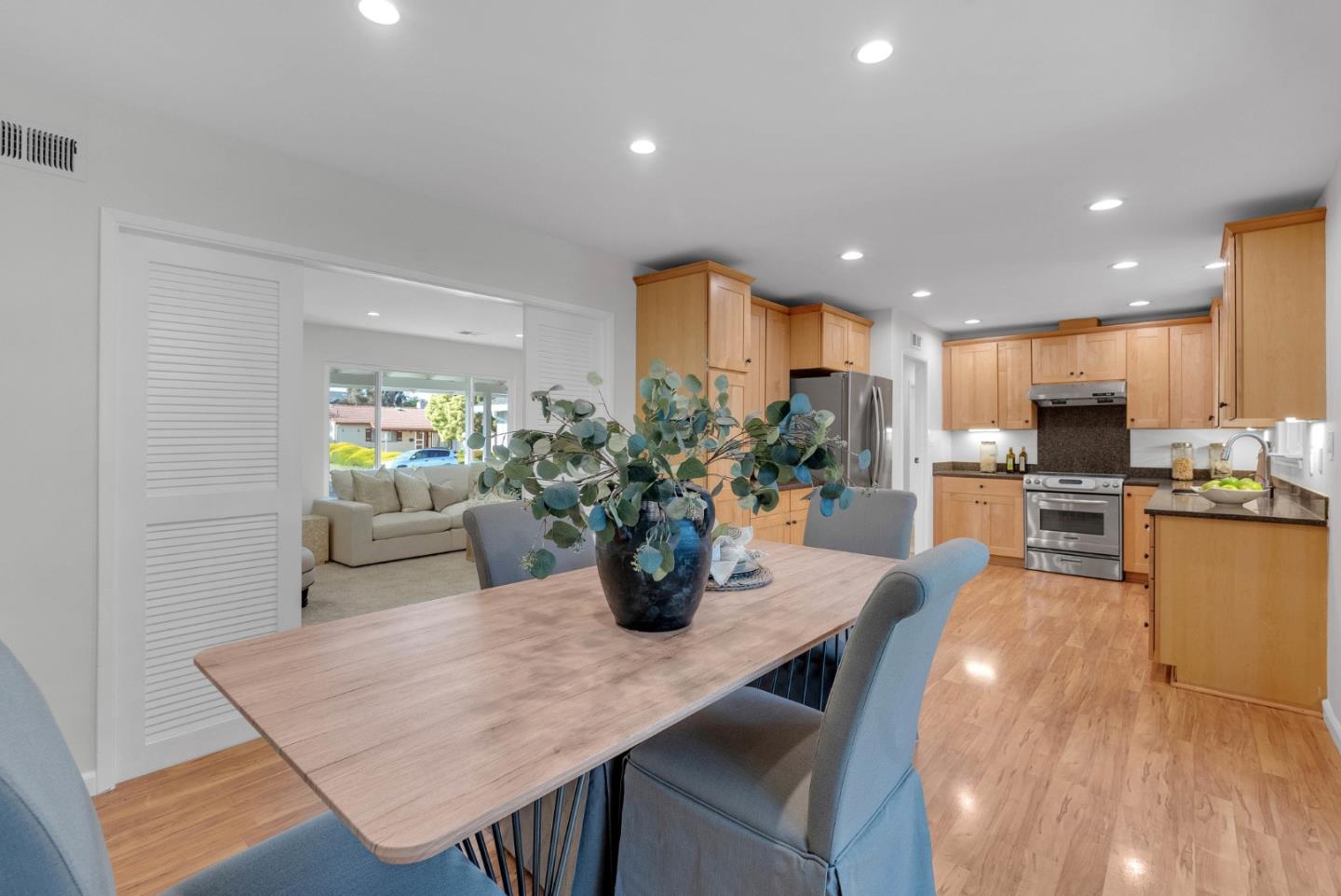 Detail Gallery Image 9 of 35 For 2436 Armstrong Pl, Santa Clara,  CA 95050 - 3 Beds | 2 Baths