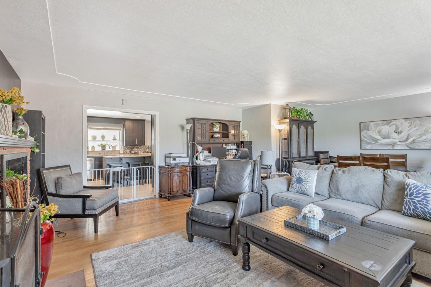 Detail Gallery Image 13 of 48 For 14205 Sycamore Ave, San Martin,  CA 95046 - 4 Beds | 1/1 Baths