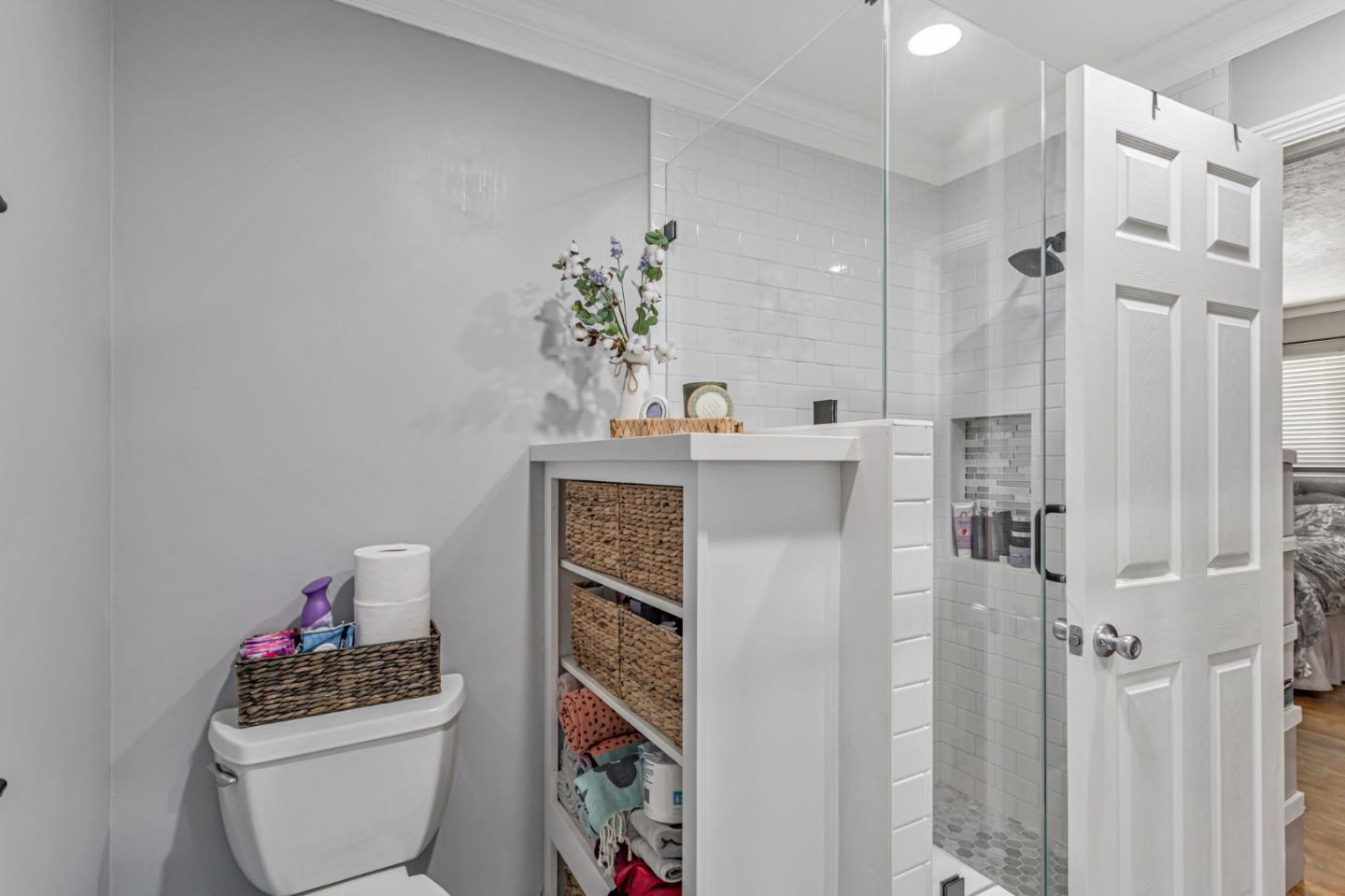 Detail Gallery Image 27 of 48 For 14205 Sycamore Ave, San Martin,  CA 95046 - 4 Beds | 1/1 Baths