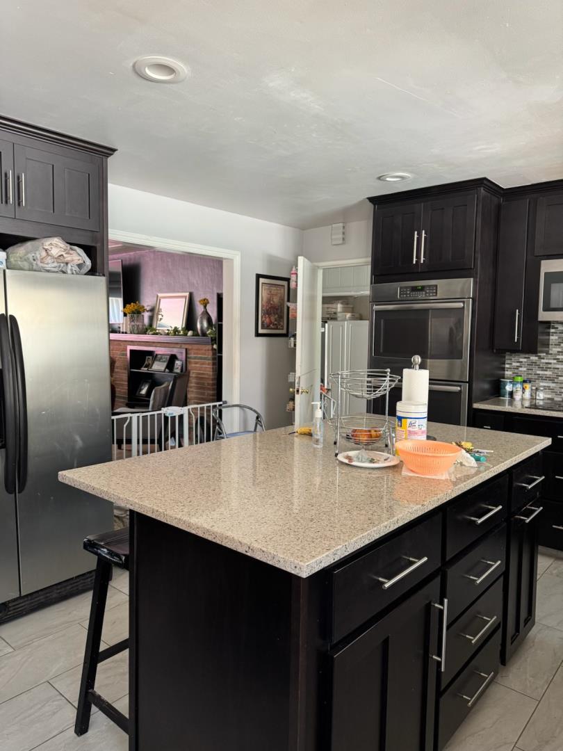 Detail Gallery Image 8 of 12 For 14205 Sycamore Ave, San Martin,  CA 95046 - 4 Beds | 1/1 Baths