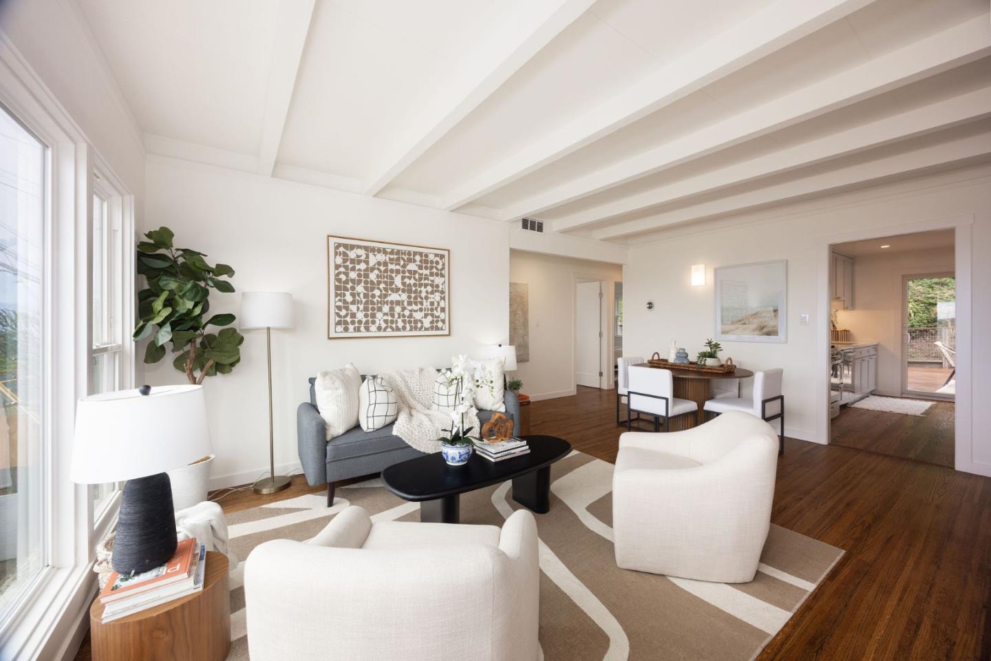 Detail Gallery Image 13 of 37 For 595 Manor Dr, Pacifica,  CA 94044 - 3 Beds | 1 Baths
