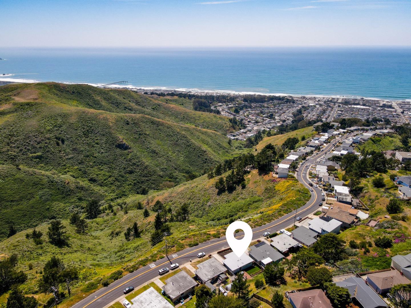 Detail Gallery Image 36 of 37 For 595 Manor Dr, Pacifica,  CA 94044 - 3 Beds | 1 Baths