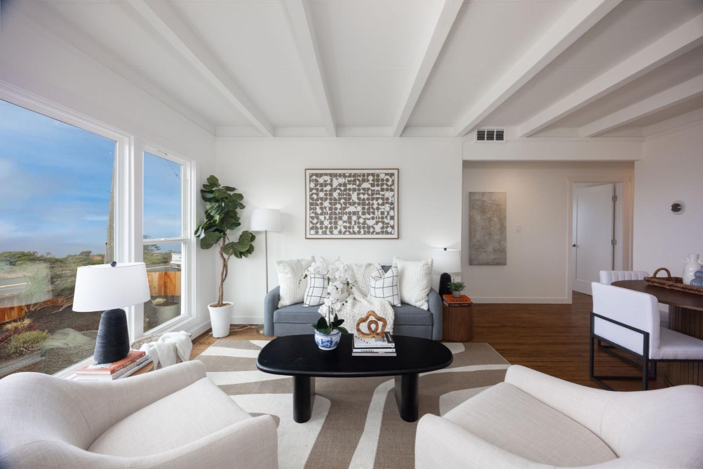 Detail Gallery Image 9 of 37 For 595 Manor Dr, Pacifica,  CA 94044 - 3 Beds | 1 Baths