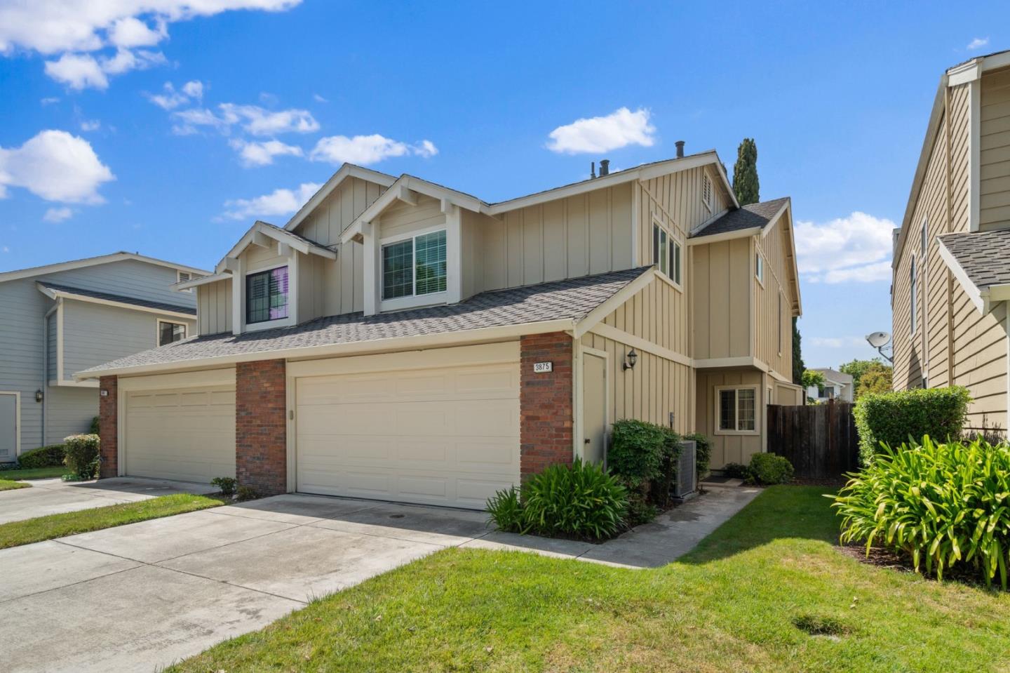 Detail Gallery Image 2 of 35 For 3875 Harlequin Ter, Fremont,  CA 94555 - 2 Beds | 2/1 Baths