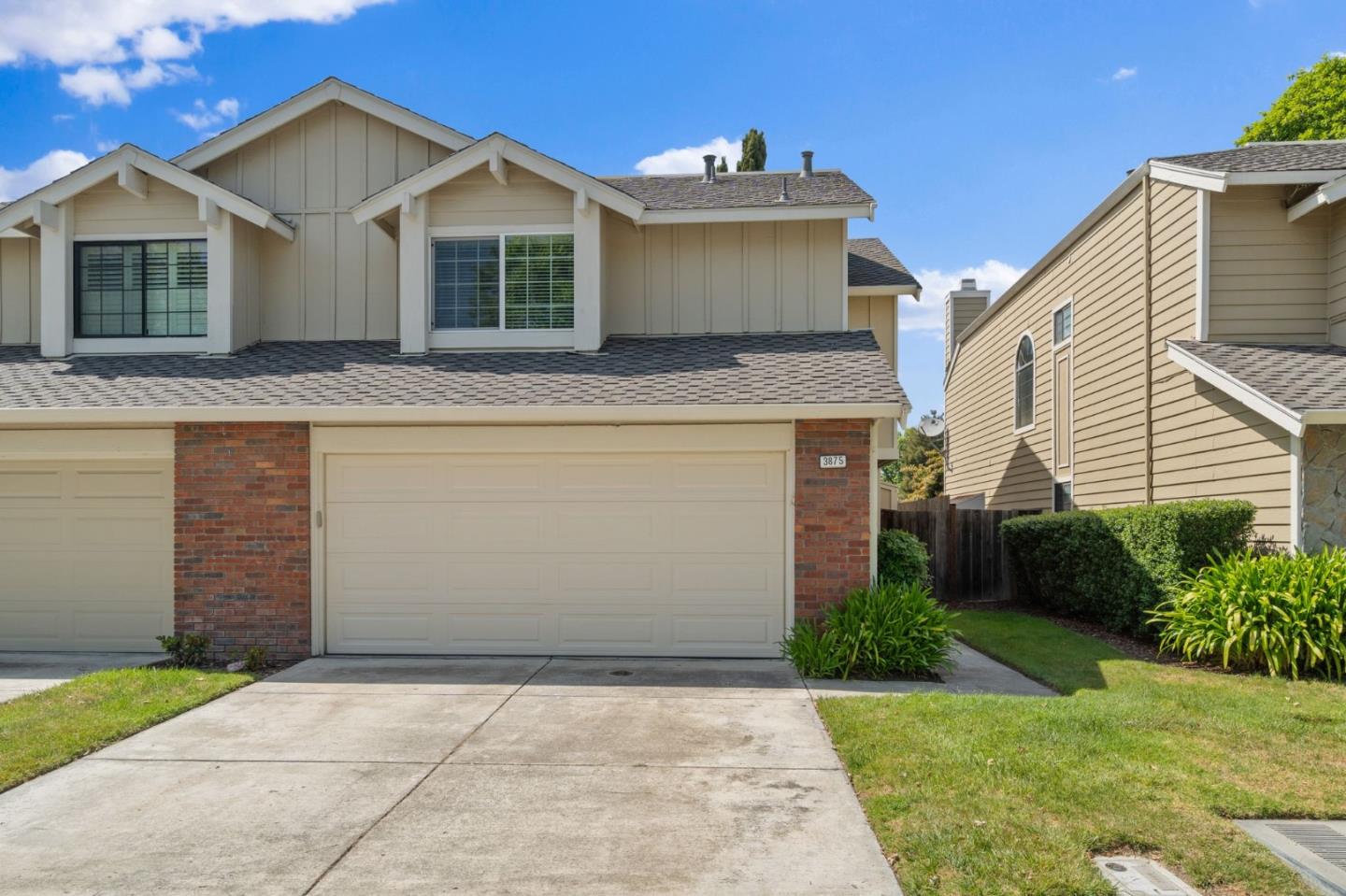 Detail Gallery Image 3 of 35 For 3875 Harlequin Ter, Fremont,  CA 94555 - 2 Beds | 2/1 Baths