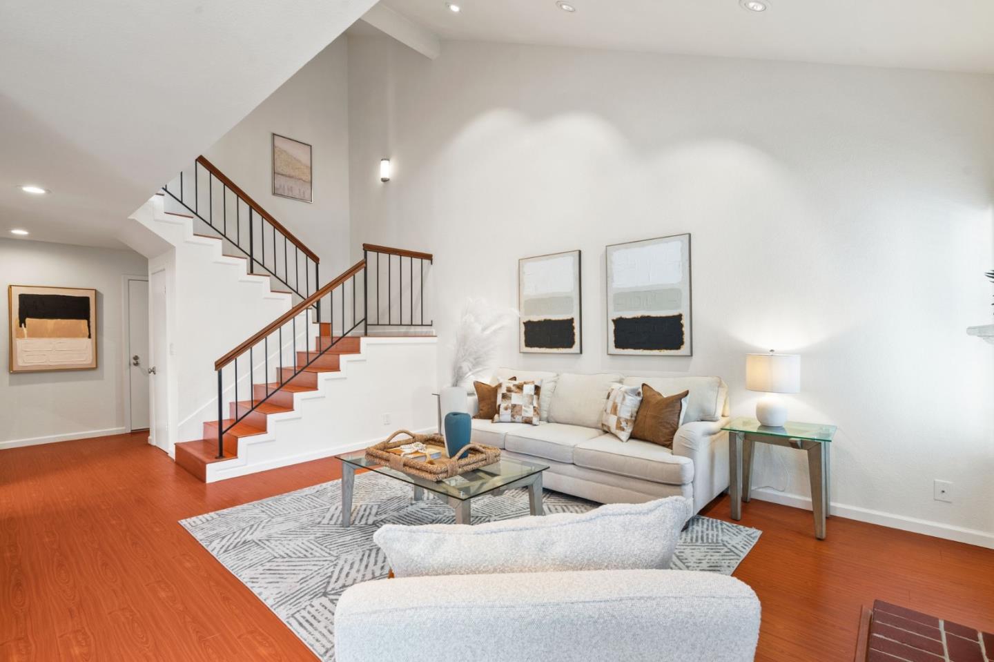 Detail Gallery Image 6 of 35 For 3875 Harlequin Ter, Fremont,  CA 94555 - 2 Beds | 2/1 Baths