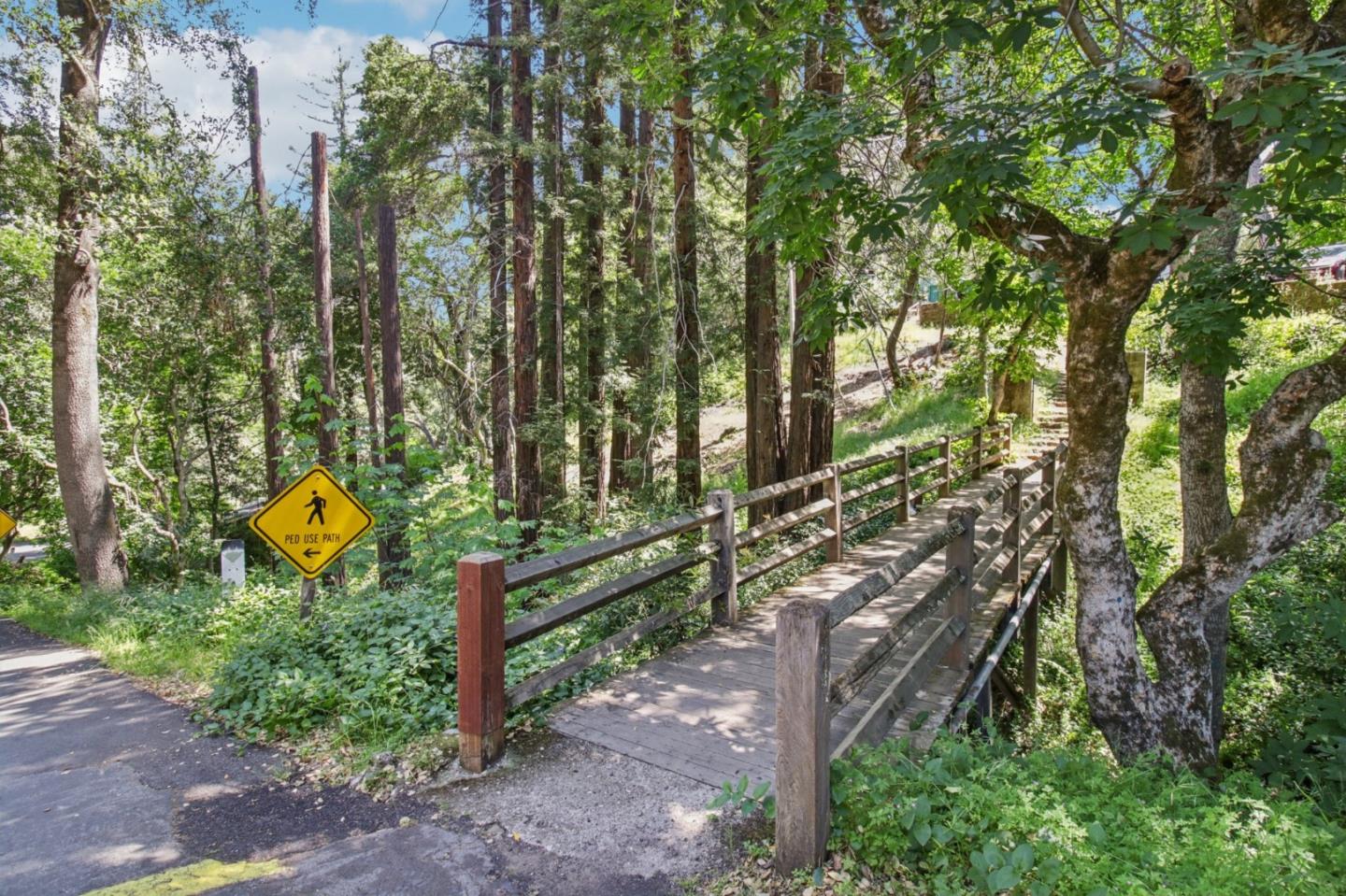 Detail Gallery Image 58 of 59 For 13056 Brandywine Dr, Saratoga,  CA 95070 - 4 Beds | 2/1 Baths