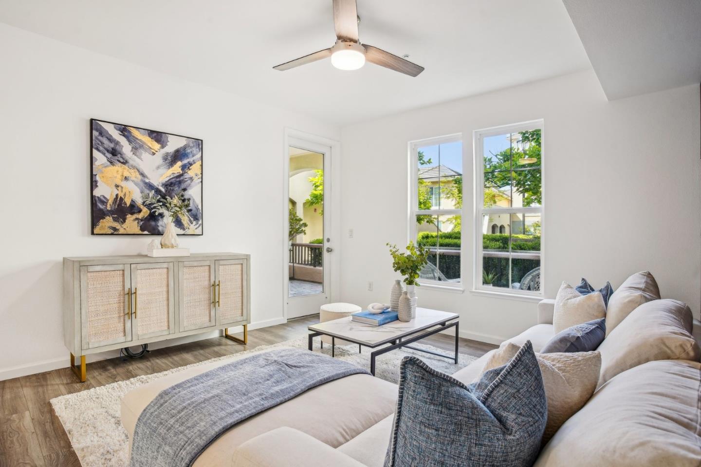 Detail Gallery Image 3 of 16 For 1550 Technology Dr #1042,  San Jose,  CA 95110 - 2 Beds | 2 Baths