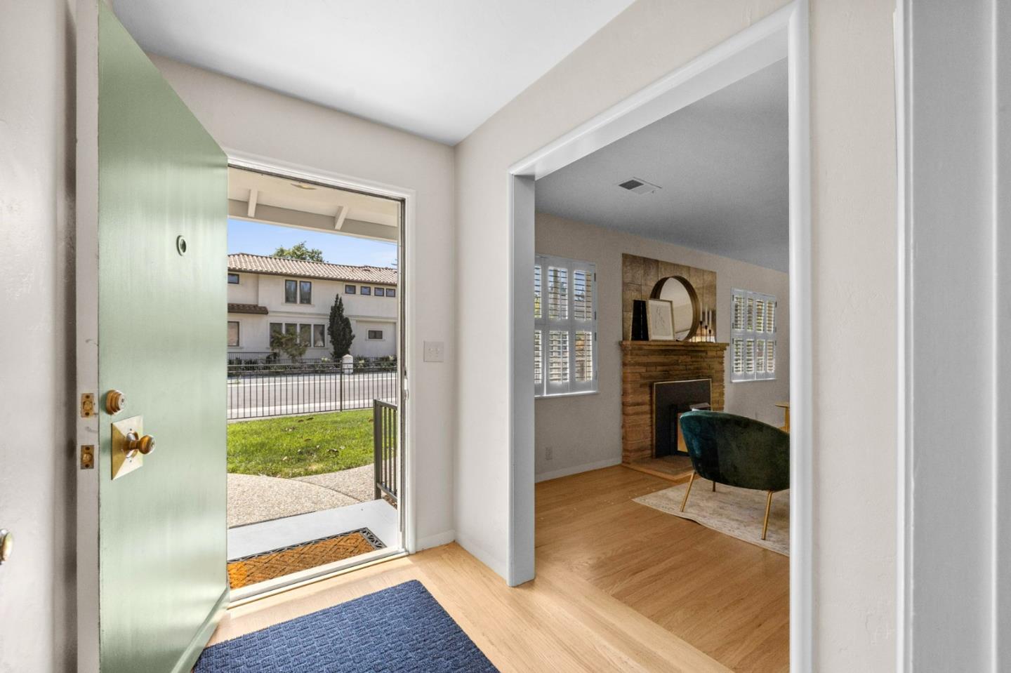 Detail Gallery Image 11 of 86 For 678 Chimalus Dr, Palo Alto,  CA 94306 - 3 Beds | 2 Baths