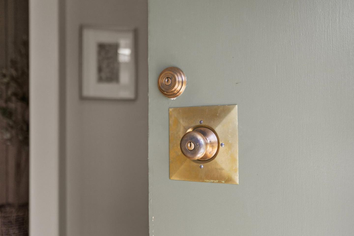 Detail Gallery Image 12 of 86 For 678 Chimalus Dr, Palo Alto,  CA 94306 - 3 Beds | 2 Baths