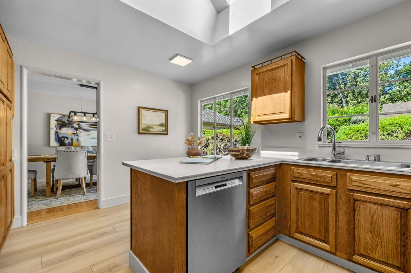 Detail Gallery Image 25 of 86 For 678 Chimalus Dr, Palo Alto,  CA 94306 - 3 Beds | 2 Baths