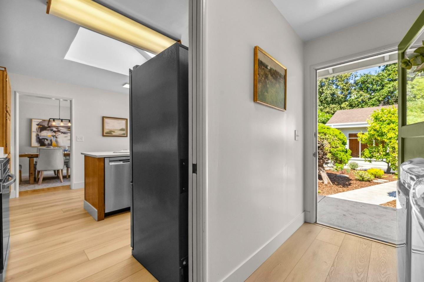 Detail Gallery Image 28 of 86 For 678 Chimalus Dr, Palo Alto,  CA 94306 - 3 Beds | 2 Baths
